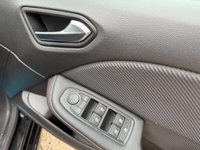 USED 2022 72 RENAULT CLIO 1.6 E-TECH RS Line Hatchback 5dr Petrol Hybrid Auto Euro 6 (s/s) (145 ps) GREAT LOOKING HYBRID!.