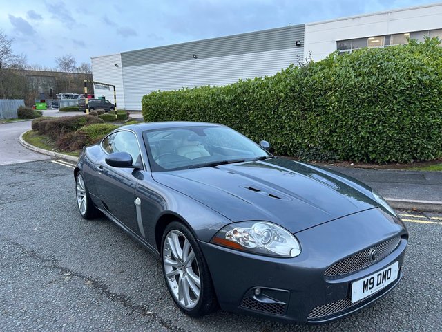 2007 07 Jaguar Xkr 4.2 V8 Coupe 2dr Petrol Auto Euro 4 (420 ps)-Magnificent 1 Owner Example-Finished In Slate Grey Metallic With Heated Ivory Leather Upholstery-9 Services On File-Electric Memory Seats-Dual Climate Control-Cruise Control-Mfsw-Satnav-Bluetooth-This Particular Car, Needs To Be Seen-Flawless.