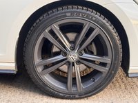 USED 2017 67 VOLKSWAGEN GOLF 1.5 TSI EVO R-Line Hatchback 5dr Petrol DSG Euro 6 (s/s) (150 ps) 