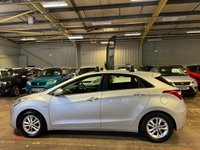 USED 2015 15 HYUNDAI I30 1.6 CRDi Blue Drive SE Hatchback 5dr Diesel Manual Euro 6 (s/s) (110 ps) 