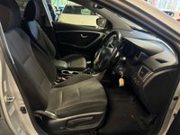 USED 2015 15 HYUNDAI I30 1.6 CRDi Blue Drive SE Hatchback 5dr Diesel Manual Euro 6 (s/s) (110 ps) 