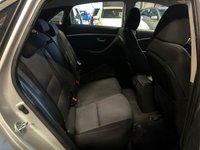 USED 2015 15 HYUNDAI I30 1.6 CRDi Blue Drive SE Hatchback 5dr Diesel Manual Euro 6 (s/s) (110 ps) 