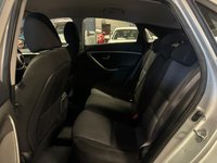USED 2015 15 HYUNDAI I30 1.6 CRDi Blue Drive SE Hatchback 5dr Diesel Manual Euro 6 (s/s) (110 ps) 