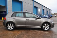 USED 2015 15 VOLKSWAGEN GOLF 1.6 TDI BlueMotion Tech Match Hatchback 5dr Diesel Manual Euro 5 (s/s) (105 ps) Front And Rear Parking Sensors - DAB Radio - Cruise Control