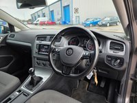 USED 2015 15 VOLKSWAGEN GOLF 1.6 TDI BlueMotion Tech Match Hatchback 5dr Diesel Manual Euro 5 (s/s) (105 ps) Front And Rear Parking Sensors - DAB Radio - Cruise Control