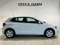 USED 2020 69 VOLKSWAGEN POLO 1.0 EVO SE Hatchback 5dr Petrol Manual Euro 6 (s/s) (80 ps) White Silver | Apple CarPlay | Cruise Control | Touch Screen Media | Multifunction Steering Wheel