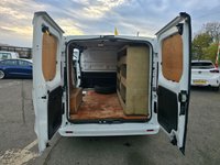 USED 2021 71 RENAULT TRAFIC 2.0 dCi ENERGY 28 Black Edition Van,, Euro 6 ULEZ, Automatic, Cruise, DAB, Bluetooth, A/C, Rear Sensors & Camera, + VAT @ 20%. This 2021 Renault Trafic boasts an MOT valid until September 2026, offering excellent peace of mind for the coming years. This dCi ENERGY 28 Black Edition SWB Standard Roof model is powered by an efficient 2.0 litre diesel engine, meeting Euro 6 emissions standards. It comes equipped with a rear parking camera and rear parking sensors to assist with manoeuvring, alongside a wide view mirror that includes blind spot assistance. For your entertainment and connectivity, enjoy the DAB radio with Blu