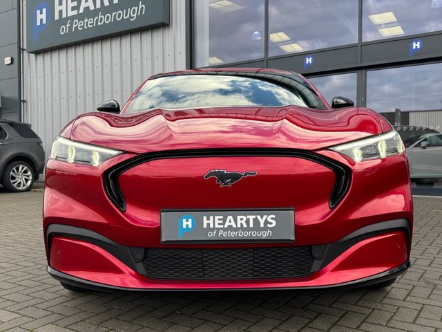 2022 FORD MUSTANG MACH-E - Photo 2