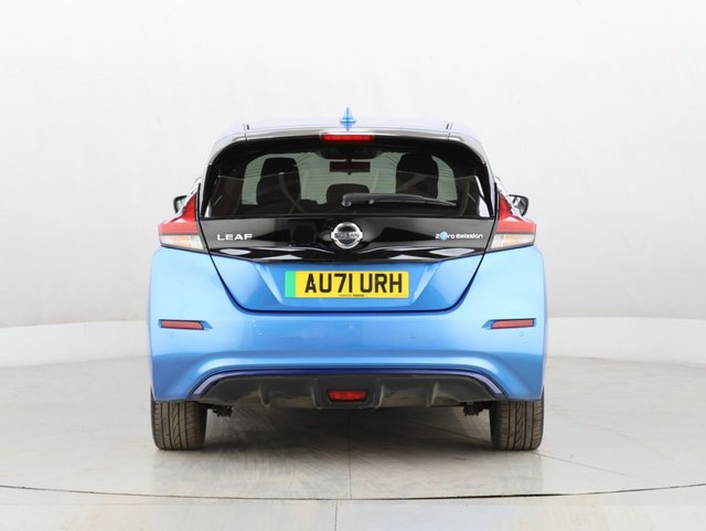 2021 Nissan Leaf - Photo 9