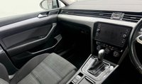 USED 2022 22 VOLKSWAGEN PASSAT 2.0 TDI EVO SE Nav Estate 5dr Diesel DSG Euro 6 (s/s) (150 ps) 