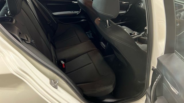 2017 BMW 1 Series 2L Sport 5dr - Photo 7