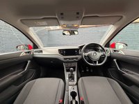 USED 2019 19 VOLKSWAGEN POLO 1.0 TSI GPF SE Hatchback 5dr Petrol Manual Euro 6 (s/s) (95 ps) Dual zone climate control A/C, Speed Limiter, Bluetooth connectivity for calls and music, USB input, Heated wingmirrors, DAB radio, LED daytime running lights, Auto headlights, Apple Car Play, Android Auto
