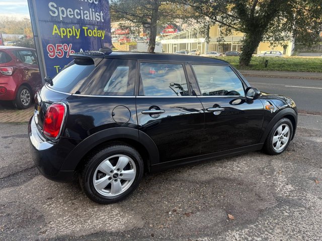 2018 MINI HATCH 2018/18 1.5 Cooper D Hatchback 5dr Diesel Manual Euro 6 (s/s) (116 ps), 2 Previous owners - Photo 11