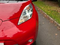 USED 2017 17 NISSAN LEAF 30kWh Tekna Hatchback 5dr Electric Auto (109 bhp) Tekna, Leather, Heated Seats