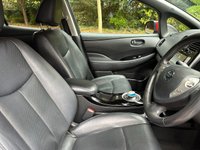 USED 2017 17 NISSAN LEAF 30kWh Tekna Hatchback 5dr Electric Auto (109 bhp) Tekna, Leather, Heated Seats