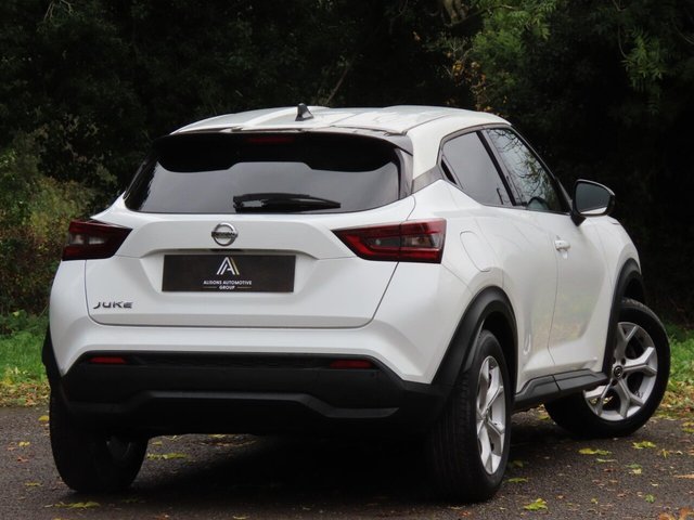 2021 NISSAN JUKE - Photo 4