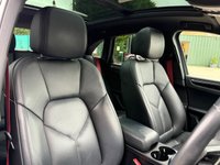 USED 2022 72 PORSCHE MACAN 2.9T V6 S SUV 5dr Petrol PDK 4WD Euro 6 (s/s) (380 ps) GEN 3 (GEN 3)