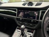 USED 2022 72 PORSCHE MACAN 2.9T V6 S SUV 5dr Petrol PDK 4WD Euro 6 (s/s) (380 ps) GEN 3 (GEN 3)