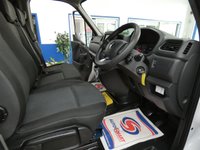 USED 2020 70 RENAULT MASTER 2.3 dCi ENERGY 35 Business Panel Van 4dr Diesel Manual FWD LWB Medium Roof Euro 6 (s/s) (150 bhp) SAT NAV REAR VIEW CAMERA CAMERA PARKING SENSORS LOADING RAMP PLYLINED 1 OWNER SERVICE HISTORY WARRANTY