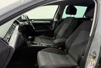 USED 2022 22 VOLKSWAGEN PASSAT 2.0 TDI EVO SE Nav Estate 5dr Diesel DSG Euro 6 (s/s) (150 ps) 