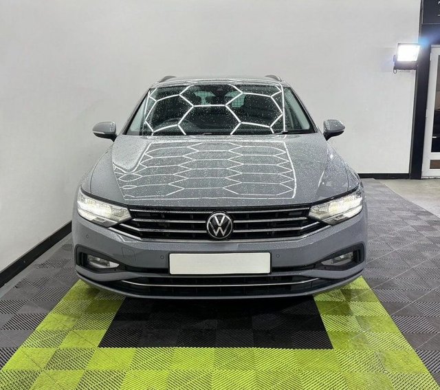 2022 VOLKSWAGEN PASSAT - Photo 4