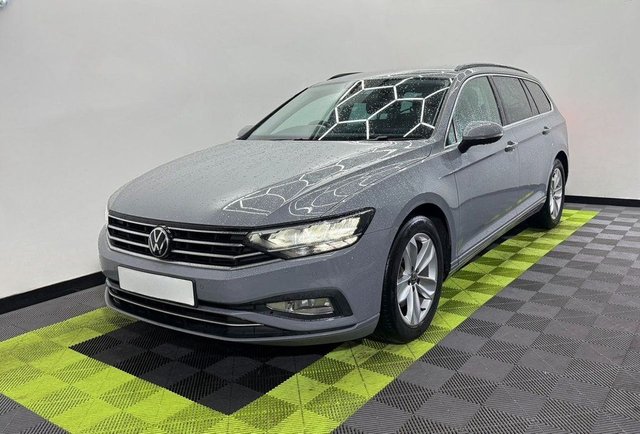 2022 VOLKSWAGEN PASSAT