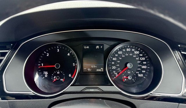 2022 VOLKSWAGEN PASSAT - Photo 11