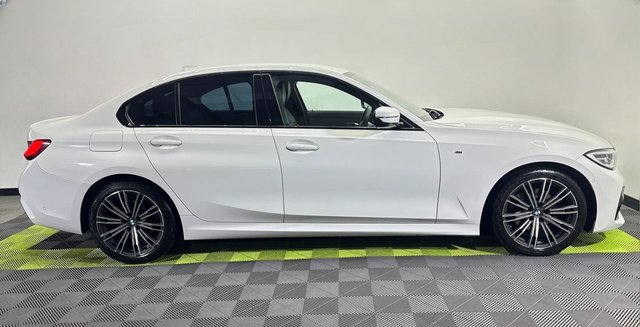 2019 BMW 3 SERIES - Photo 8