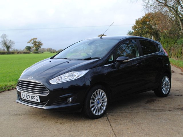 2013 62 FORD FIESTA 1.6 Titanium Hatchback 5dr Petrol Powershift Euro 5 (105 ps)