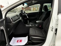 USED 2019 19 KIA SPORTAGE 1.6 CRDi 2 SUV 5dr Diesel Manual Euro 6 (s/s) (134 bhp) 3 STAMP SERVICE HISTORY* SAT NAV* PARKING SENSORS WITH REVERSING CAMERA* CRUISE CONTROL* LANE / SPEED / HILL ASSIST* AUTO START / STOP* 6 SPEED* DUAL CLIMATE CONTROL WITH AIR CON
