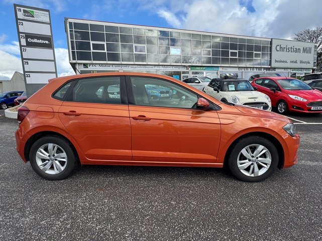 2019 VOLKSWAGEN POLO - Photo 2