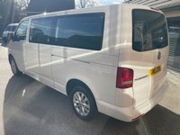 USED 2015 15 VOLKSWAGEN TRANSPORTER SHUTTLE 2.0 TD T30 SE Minibus 4dr Diesel Manual L3 H1 (LWB, 9 Seats) (193 g/km, 101 bhp) PX FINANCE VERY CLEAN BUS