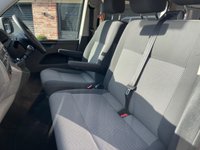 USED 2015 15 VOLKSWAGEN TRANSPORTER SHUTTLE 2.0 TD T30 SE Minibus 4dr Diesel Manual L3 H1 (LWB, 9 Seats) (193 g/km, 101 bhp) PX FINANCE VERY CLEAN BUS