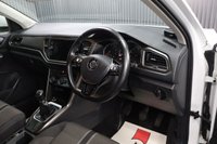 USED 2020 69 VOLKSWAGEN T-ROC 1.0 TSI GPF SE SUV 5dr Petrol Manual Euro 6 (s/s) (115 ps) LOW MILEAGE ONLY 65,962 !! / PARKING SENSORS / FINANCE AVAIL