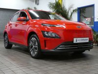 USED 2021 71 HYUNDAI KONA 64kWh Premium SUV 5dr Electric Auto (10.5kW Charger) (204 ps) SAT NAV HEATED SEATS REAR VIEW CAMERA CRUISE CONTROL PARKING SENSORS 1 OWNER EXCELLENT SERVICE HISTORY WARRANTY