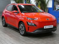 USED 2021 71 HYUNDAI KONA 64kWh Premium SUV 5dr Electric Auto (10.5kW Charger) (204 ps) SAT NAV HEATED SEATS REAR VIEW CAMERA CRUISE CONTROL PARKING SENSORS 1 OWNER EXCELLENT SERVICE HISTORY WARRANTY