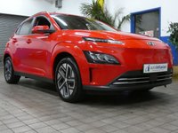 USED 2021 71 HYUNDAI KONA 64kWh Premium SUV 5dr Electric Auto (10.5kW Charger) (204 ps) SAT NAV HEATED SEATS REAR VIEW CAMERA CRUISE CONTROL PARKING SENSORS 1 OWNER EXCELLENT SERVICE HISTORY WARRANTY