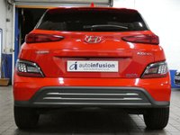 USED 2021 71 HYUNDAI KONA 64kWh Premium SUV 5dr Electric Auto (10.5kW Charger) (204 ps) SAT NAV HEATED SEATS REAR VIEW CAMERA CRUISE CONTROL PARKING SENSORS 1 OWNER EXCELLENT SERVICE HISTORY WARRANTY