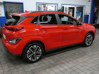 USED 2021 71 HYUNDAI KONA 64kWh Premium SUV 5dr Electric Auto (10.5kW Charger) (204 ps) SAT NAV HEATED SEATS REAR VIEW CAMERA CRUISE CONTROL PARKING SENSORS 1 OWNER EXCELLENT SERVICE HISTORY WARRANTY