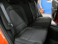USED 2021 71 HYUNDAI KONA 64kWh Premium SUV 5dr Electric Auto (10.5kW Charger) (204 ps) SAT NAV HEATED SEATS REAR VIEW CAMERA CRUISE CONTROL PARKING SENSORS 1 OWNER EXCELLENT SERVICE HISTORY WARRANTY