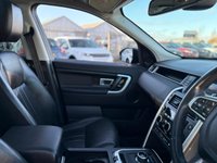 USED 2020 19 LAND ROVER DISCOVERY 3 2.7 TD V6 Station Wagon 5dr Diesel Automatic (5 Seats) (270 g/km, 190 bhp) A STUNNING ADDITION FINISHED IN FACTORY BLACK PAINT+JUST 2 FORMER KEEPERS+7 SEATER+SERVICE HISTORY+DIESEL+AUTOMATIC+ULEZ COMPLIANT+PRIVACY GLASS+FULL LEATHER INTERIOR+FULL PANORAMIC GLASS ROOF+SATELLITE NAVIGATION+PARK ASSIST+CLIMATE CONTROL+19 INCH ALLOY WHEELS+COST NEW &pound;45440 MAKING THIS USED VEHICLE AMAZING VALUE AT OUR LOW PRICE+1 FULL YEARS MOT PRIOR TO COLLECTION+CALL NOW TO ARRANGE A VIEWING+NOT TO BE MISSED!!!!!!!!!!!!!!!!!!!!!!!!!!!!!!!!!!!
