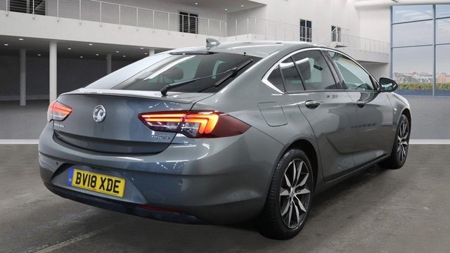 2018 Vauxhall Insignia 1.5L SRI Nav 5dr - Photo 4