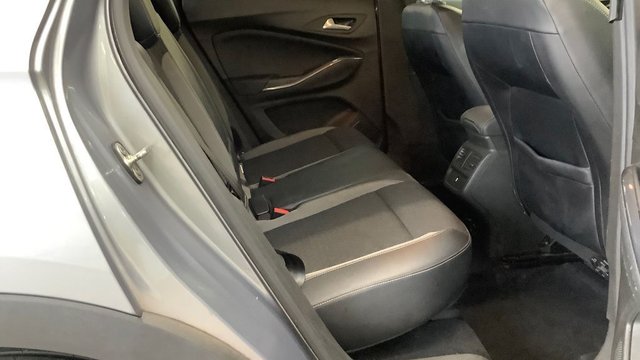 2020 Vauxhall Grandland X 1.2L SRI Nav 5dr - Photo 7