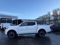 USED 2021 21 NISSAN NAVARA 2.3 dCi Tekna Pickup Double Cab 4dr Diesel Auto 4WD Euro 6 (190 ps) A LOVELY EXAMPLE FINISHED IN EVER POPULAR WHITE PAINTWORK+ONLY 1 OWNER FROM NEW+DIESEL+AUTOMATIC+ULEZ COMPLIANT+NO VAT+TOW BAR+REAR VIEW CAMERA+SIDE STEPS+ROOF RAILS+LOAD LINER+FULL LEATHER INTERIOR+SATELLITE NAVIGATION+PARK ASSIST+AIR CONDITIONING+ALLOY WHEELS+1 FULL YEARS MOT PRIOR TO COLLECTION+CALL TODAY TO ARRNGE A VIEWING!!!!!!!!!!!!!!!!!!!!!!!!!!!!!!!