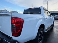 USED 2021 21 NISSAN NAVARA 2.3 dCi Tekna Pickup Double Cab 4dr Diesel Auto 4WD Euro 6 (190 ps) A LOVELY EXAMPLE FINISHED IN EVER POPULAR WHITE PAINTWORK+ONLY 1 OWNER FROM NEW+DIESEL+AUTOMATIC+ULEZ COMPLIANT+NO VAT+TOW BAR+REAR VIEW CAMERA+SIDE STEPS+ROOF RAILS+LOAD LINER+FULL LEATHER INTERIOR+SATELLITE NAVIGATION+PARK ASSIST+AIR CONDITIONING+ALLOY WHEELS+1 FULL YEARS MOT PRIOR TO COLLECTION+CALL TODAY TO ARRNGE A VIEWING!!!!!!!!!!!!!!!!!!!!!!!!!!!!!!!