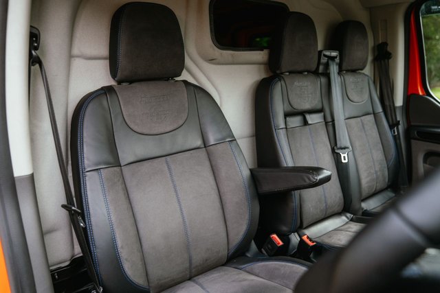 View our FORD TRANSIT CUSTOM