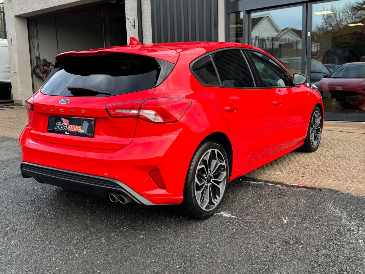 2019 FORD FOCUS 1.0T EcoBoost ST-Line X Hatchback 5dr Petrol Manual Euro 6 (s/s) (125 ps) - vehicle photo 6 for sale on PureCar