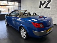 USED 2007 57 RENAULT MEGANE 1.9 dCi FAP Privilege Convertible 2dr Diesel Proactive (180 g/km, 130 bhp) Pan Roof - Leather - Automatic