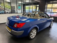 USED 2007 57 RENAULT MEGANE 1.9 dCi FAP Privilege Convertible 2dr Diesel Proactive (180 g/km, 130 bhp) Pan Roof - Leather - Automatic