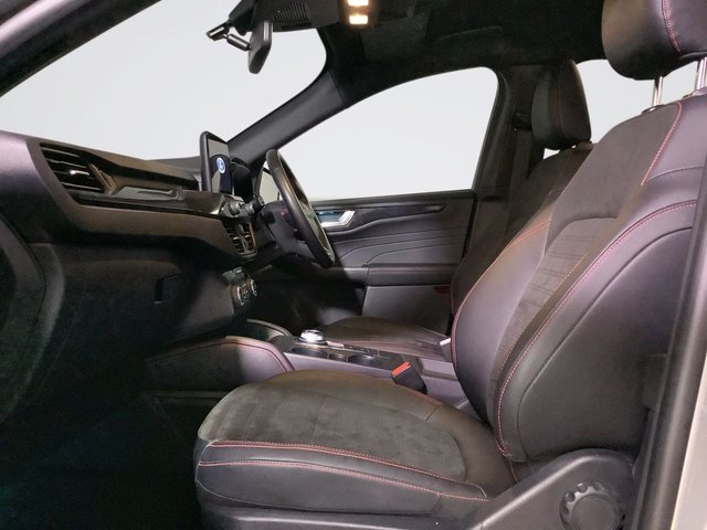 2022 Ford Kuga 2.5L St-Line 5dr - Photo 12